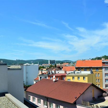 New Apartment With Garage Parking Brno Exteriör bild